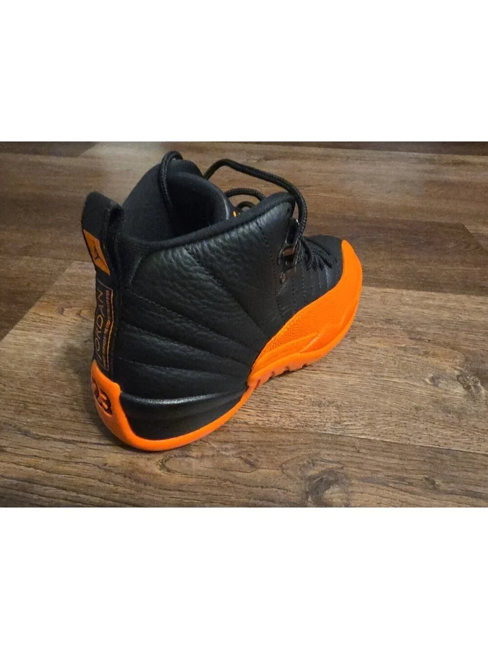 Air Jordan 12 Retro WNBA Brilliant Orange Size 8 Womens / 6.5 Men FD9101-081